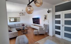 Sea Stone Apartment